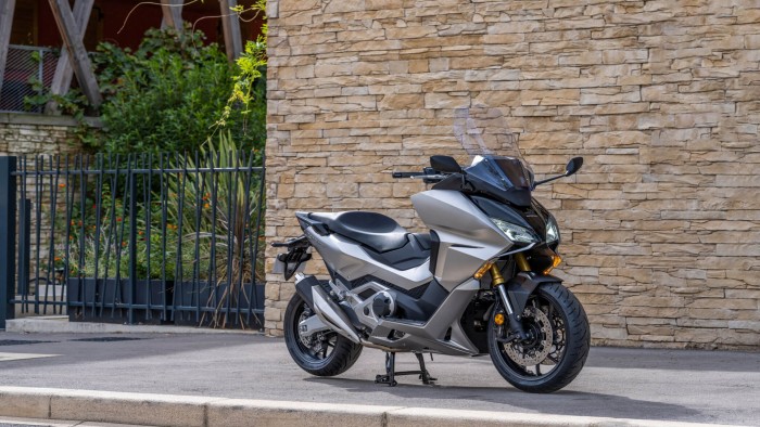 fin de serie forza 125 2020